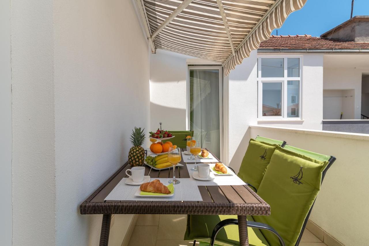 Apartment Roko Trogir Exterior photo