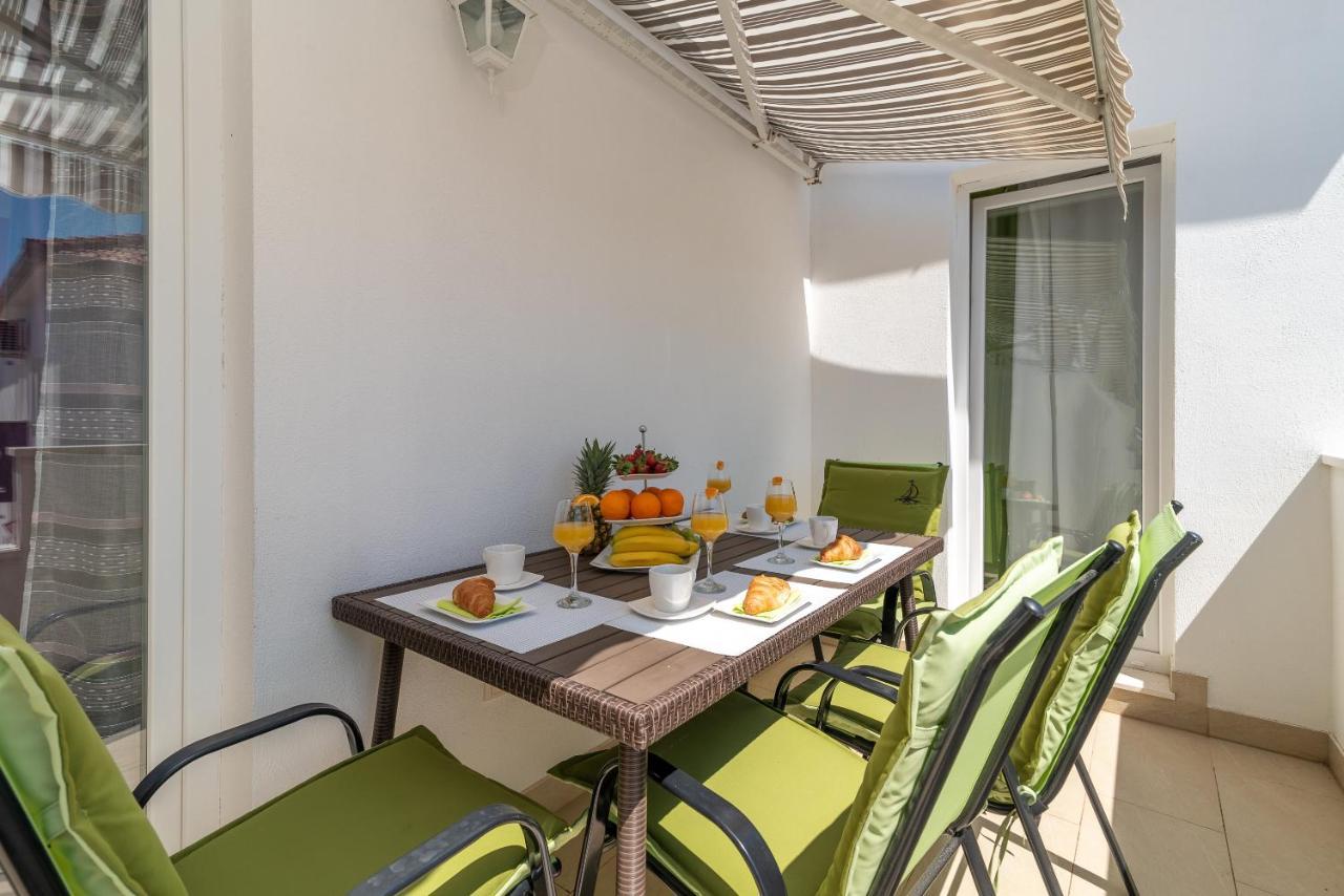 Apartment Roko Trogir Exterior photo