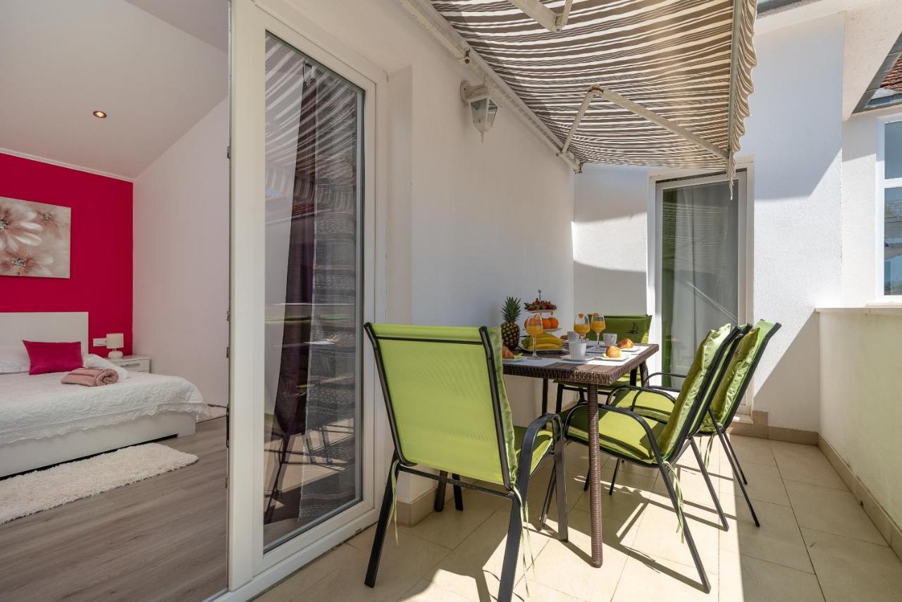 Apartment Roko Trogir Exterior photo